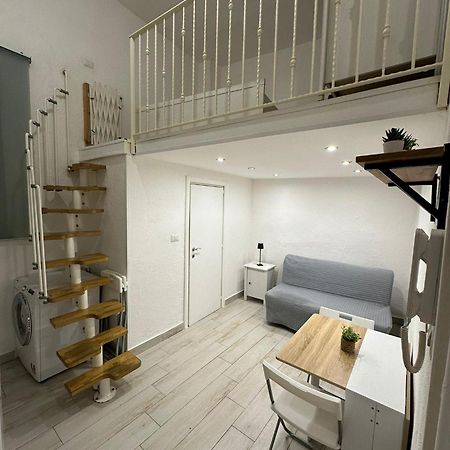 Vesuvia Guest House Nápoly Kültér fotó
