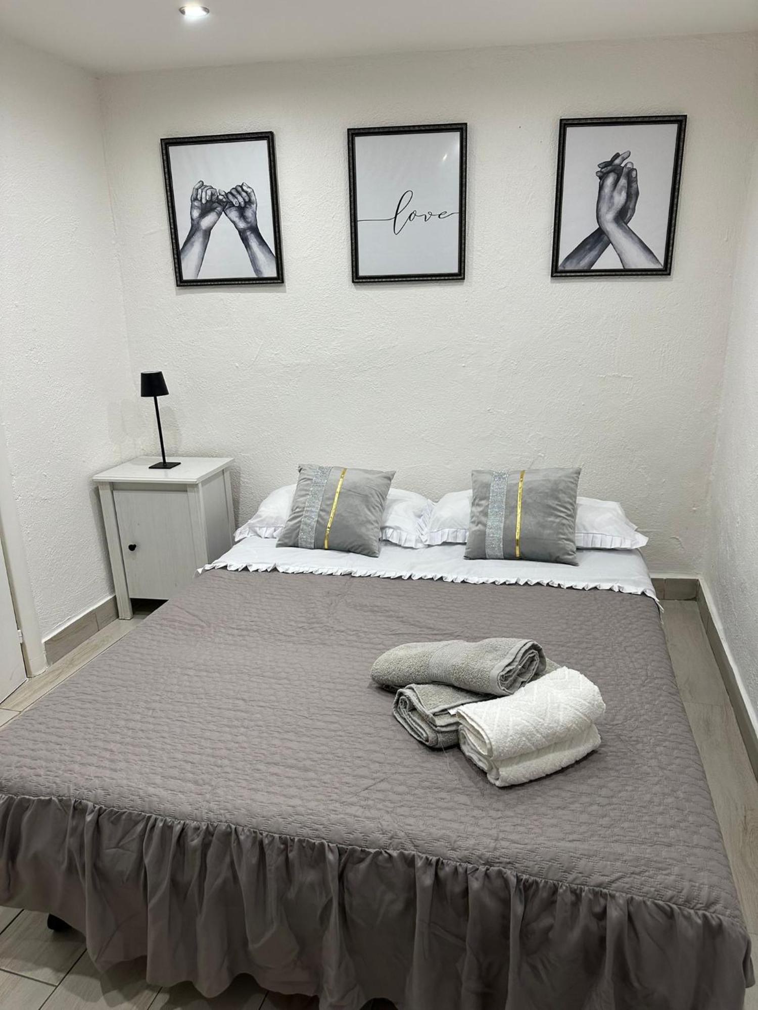 Vesuvia Guest House Nápoly Kültér fotó