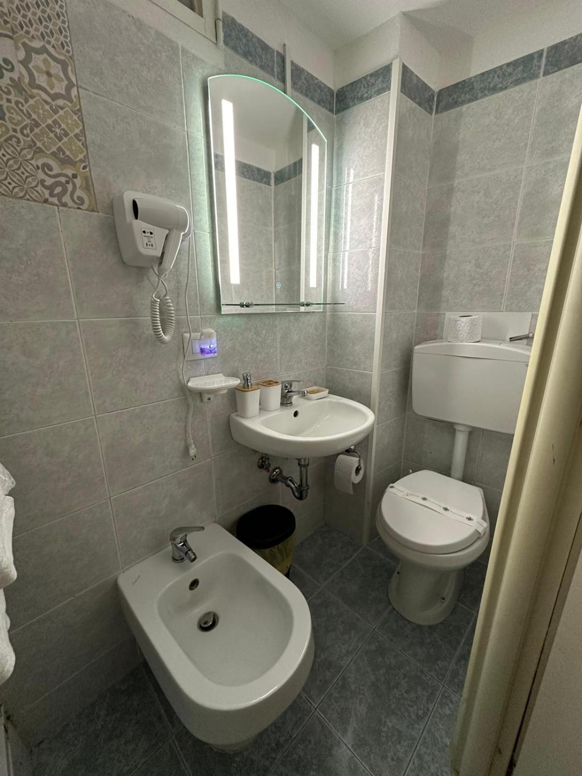 Vesuvia Guest House Nápoly Kültér fotó