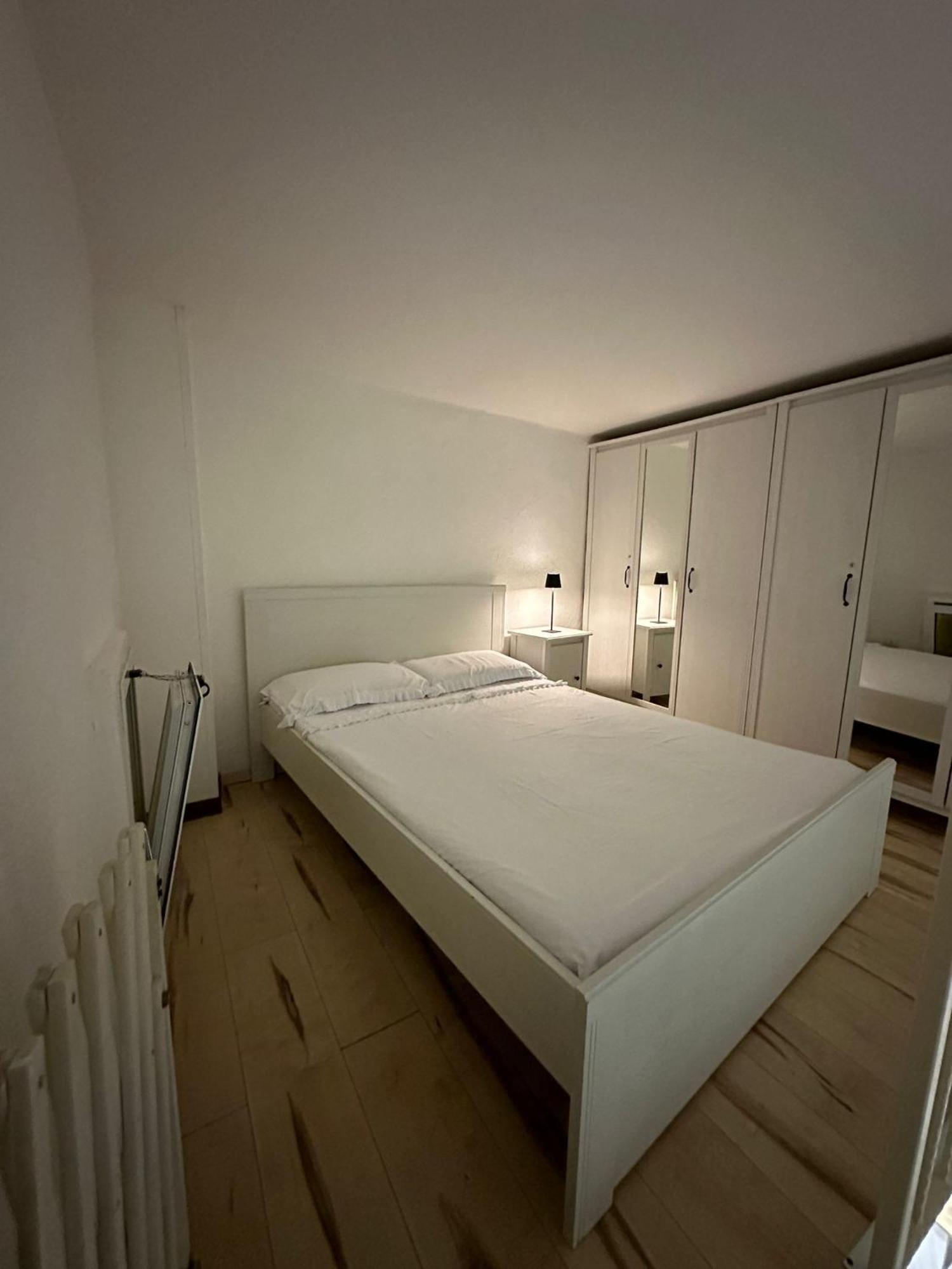 Vesuvia Guest House Nápoly Kültér fotó